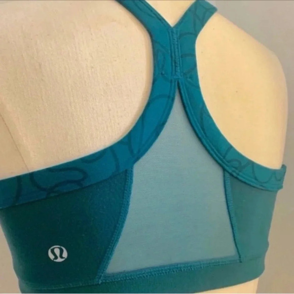 Lululemon groove crop/sport bra , bundle - Picture 6 of 7